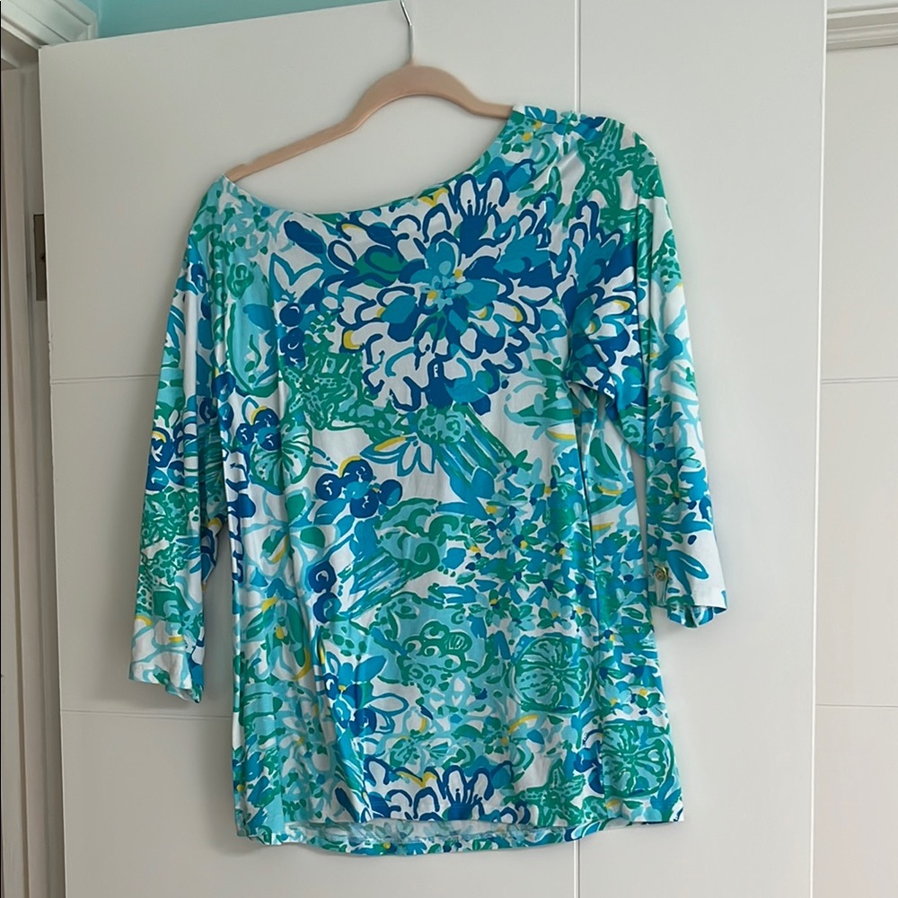 Large Lilly Pulitzer top
